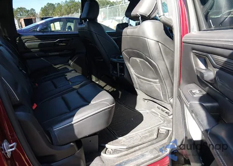 2019 Ram 1500 Limited 4X4 5'7 Box из США, поврежденный, VIN 1C6SRFHT3KN527852